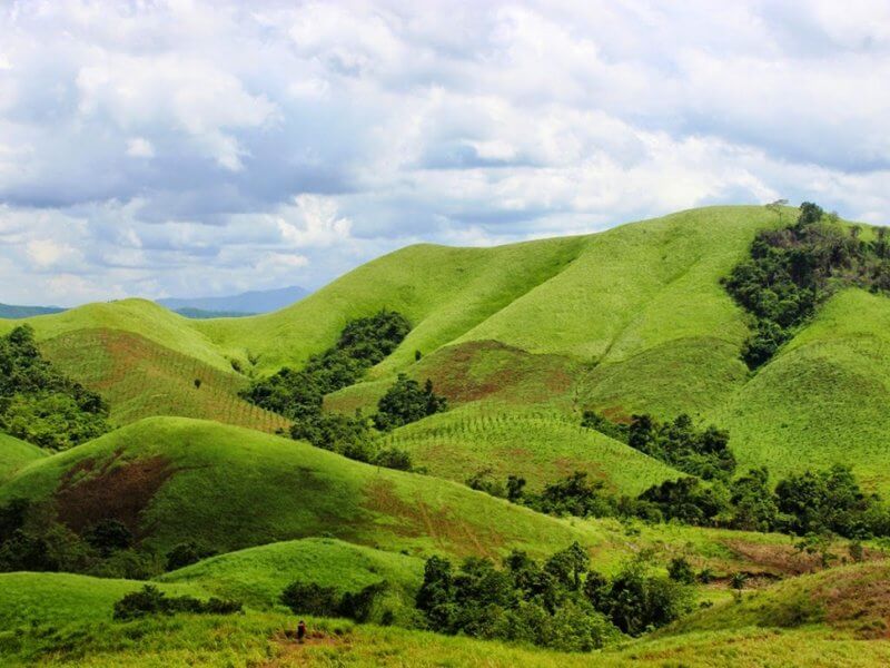 Tempat Wisata Bukit Teletubbies - Paket Nusa Penida 2 Hari 1 Malam: