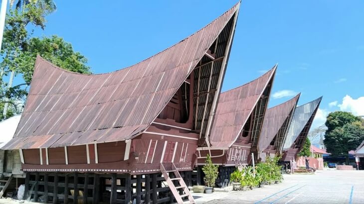 Wisata Danau Toba 3 Hari 2 Malam Mengunjungi Desa Tomok