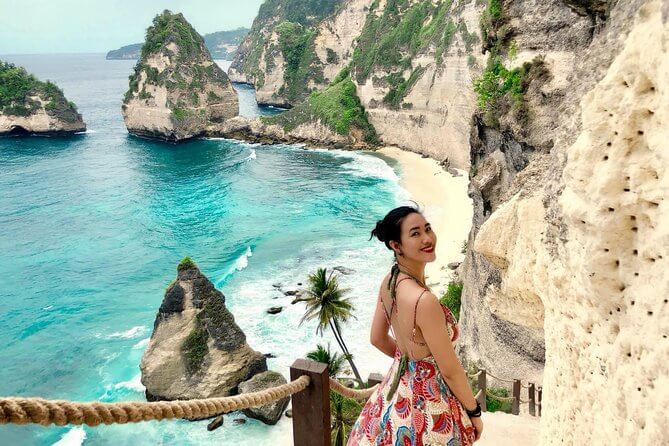 Tempat Wisata Diamond Beach - Paket Nusa Penida 2 Hari 1 Malam: