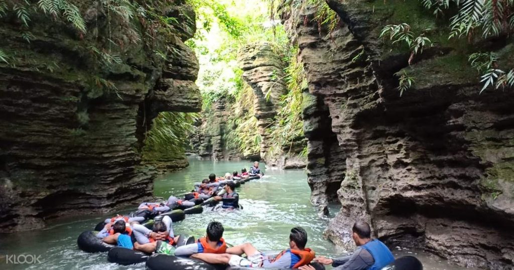 Tempat Wisata Karst Tubing Paket Wisata Jogja 4 Hari 3 Malam Karst Tubing