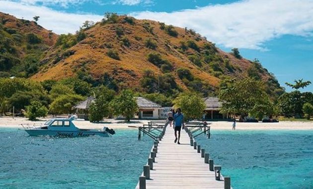 Tempat Wisata Pulau Sebayur Kanawa Paket Wisata Labuan Bajo 4 Hari 3 Malam: