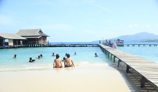 Open Trip KarimunJawa Februari 2022 Murah 2 Orang dari Jakarta