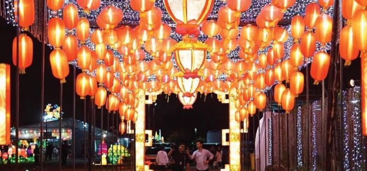 Harga Paket Wisata Jogja 2 Hari 1 Malam Kalibiru Waduk Sermo Taman Lampion Kebun Buah Mangunan Gumuk Pasir Pantai Parangtritis Murah 2022