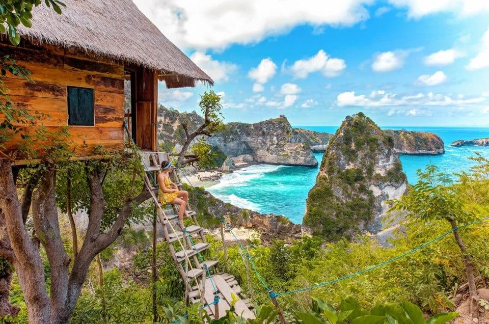 Tempat Wisata Tree House Molenteng - Paket Nusa Penida 2 Hari 1 Malam: