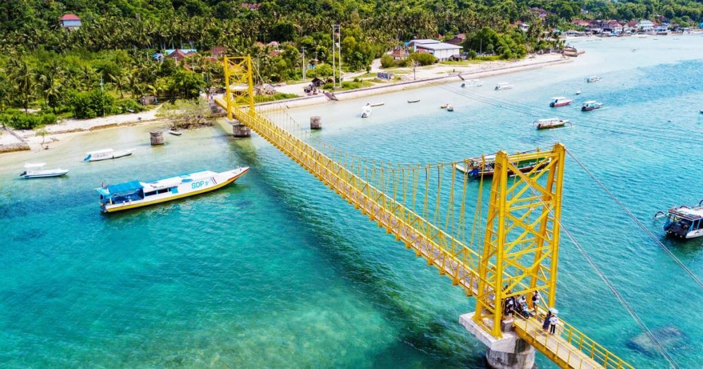 Tempat Wisata Yellow Bridge - Paket Nusa Penida + Nusa Lembongan 3 hari 2 malam: